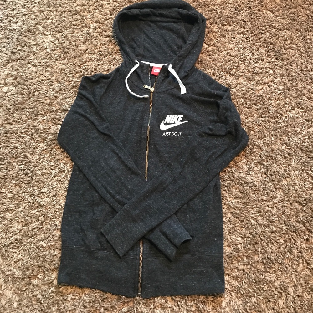 Nike hooded jacket xs