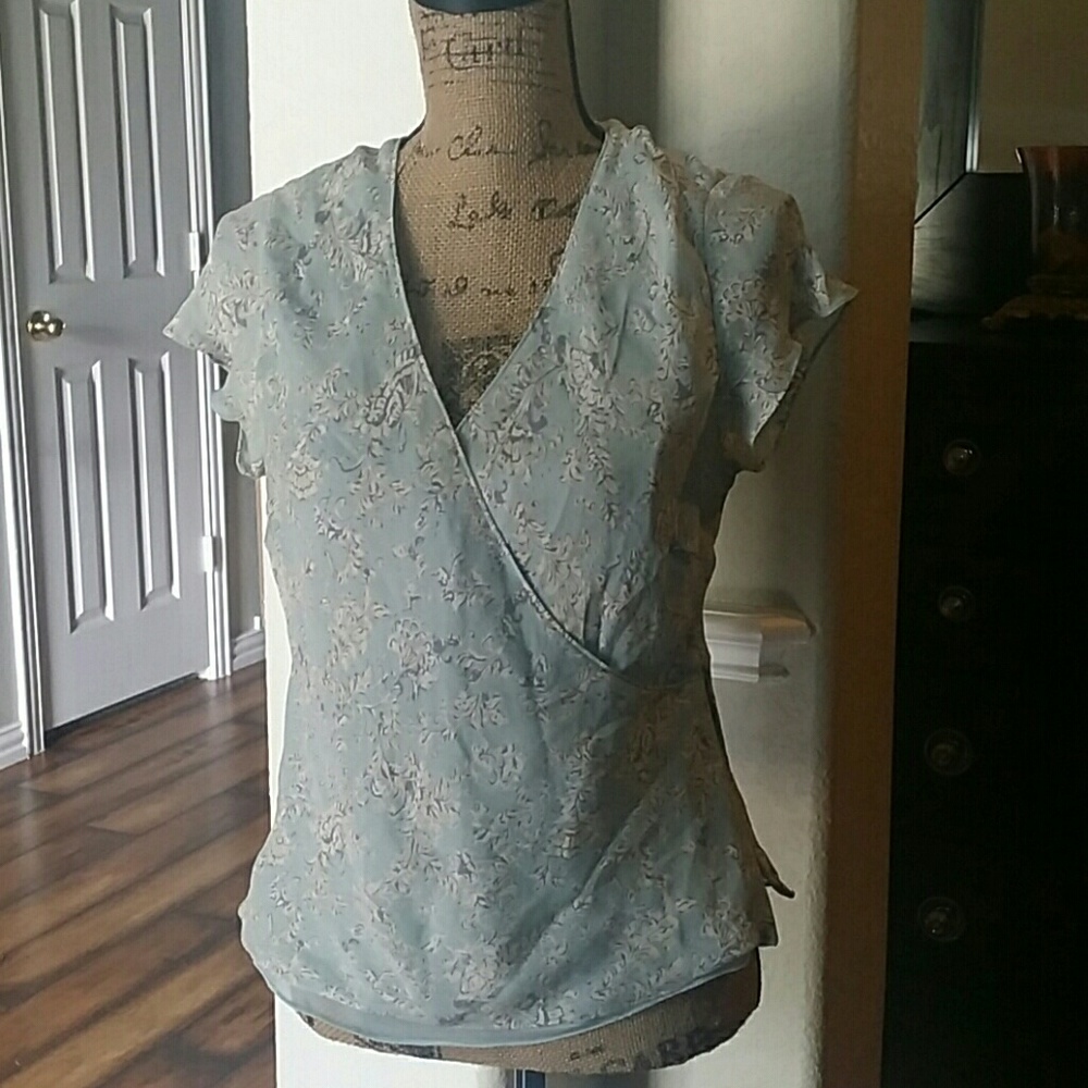 Short sleeve blouse