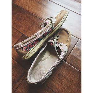 ✨$10 SALE✨ Sperry Topsider floral boat shoes