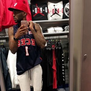 Meet your Posher, Deandre