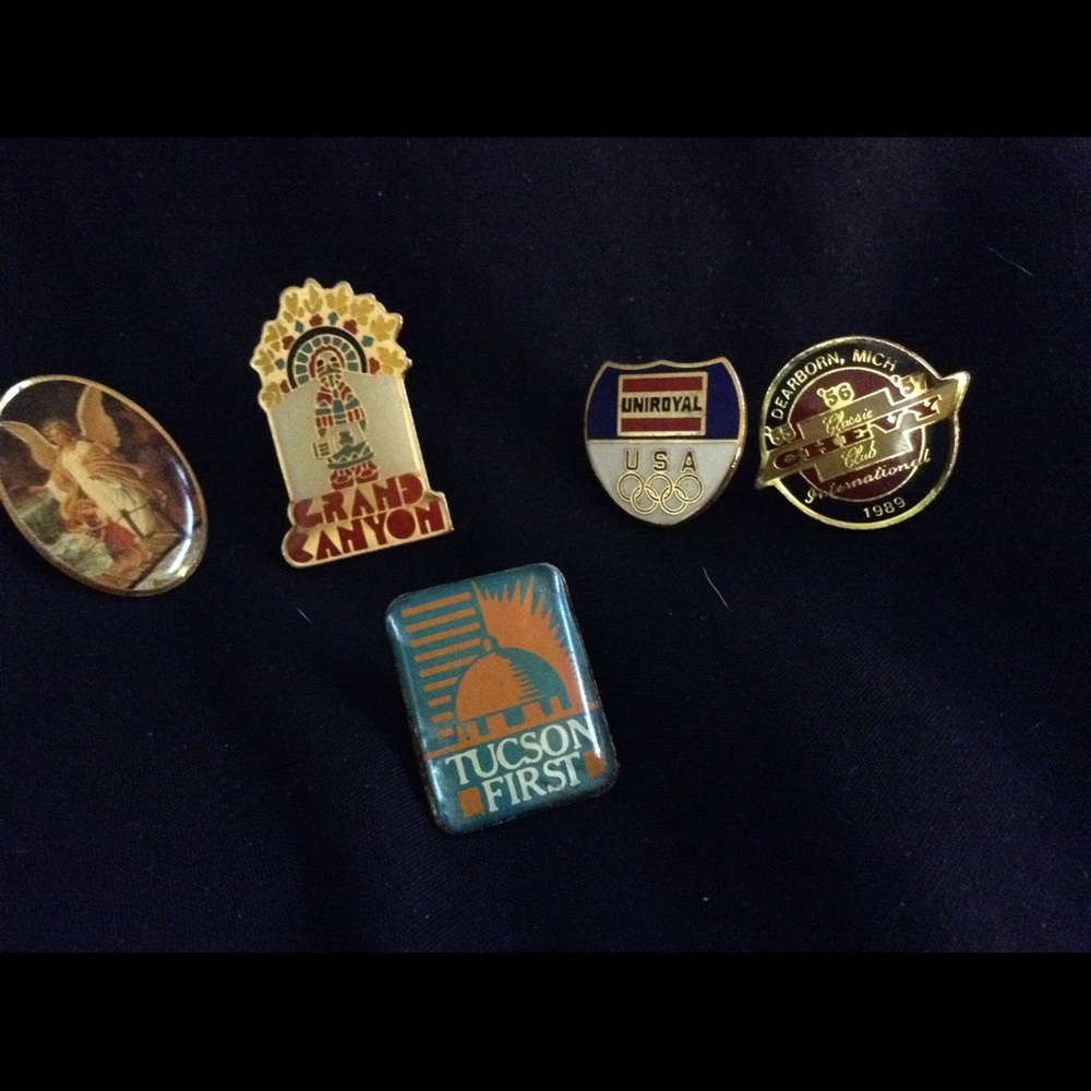 Assortment of hat pins