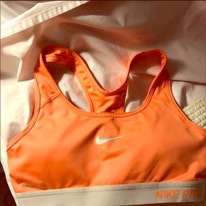 LNWOT Nike Pro Padded Sports Bra orange small