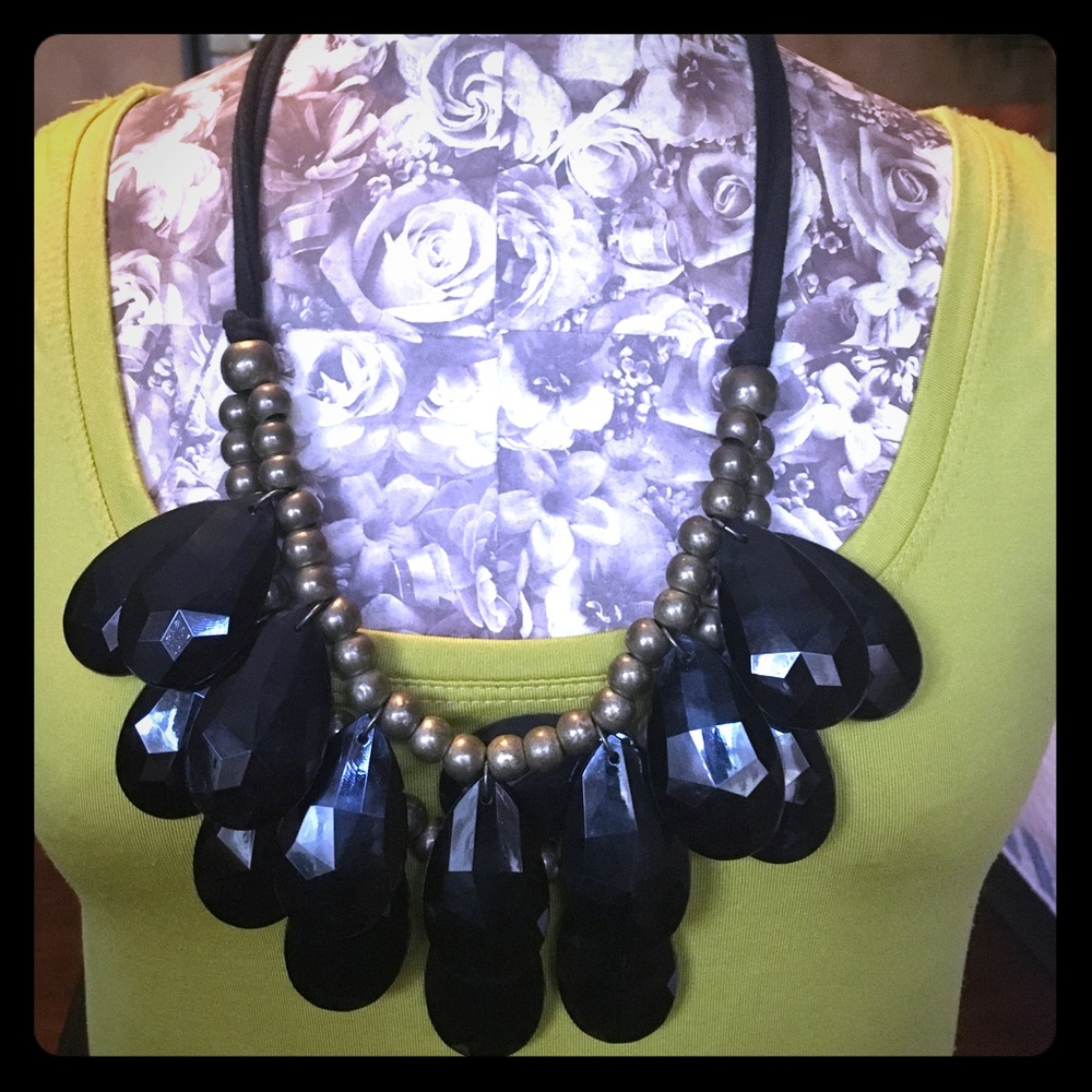 🌺Black pendants necklace 🌺