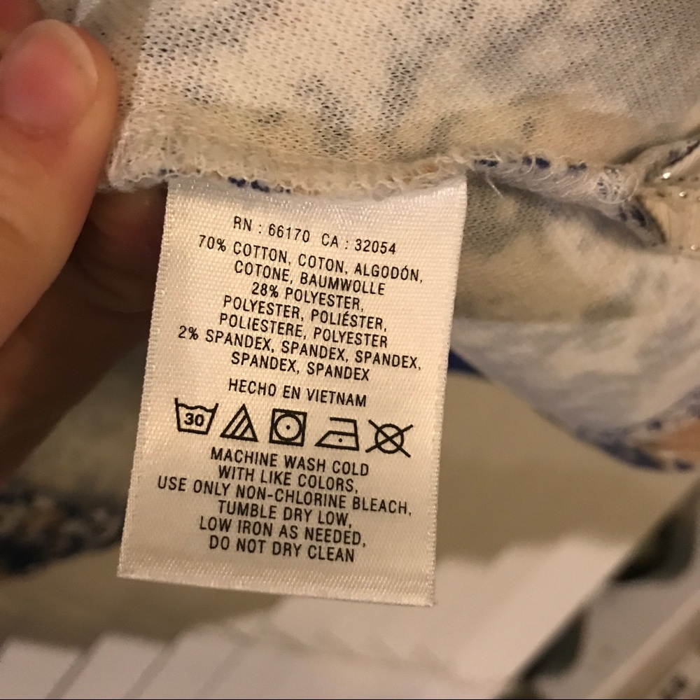 Urban Outfitters Patterned Top - Picture 4 of 4