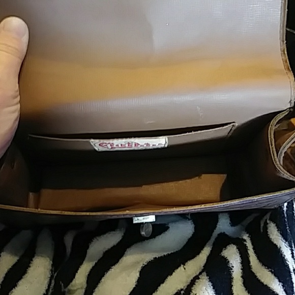 VINTAGE GAITAN HAND TOOLED LEATHER PURSE - Picture 3 of 6