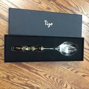 Tizo enamel handled serving spoon