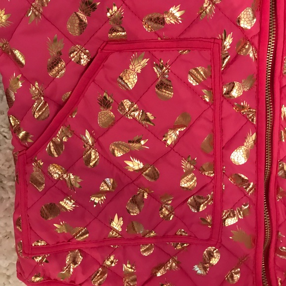 Pineapple Puffer Vest - Picture 3 of 4