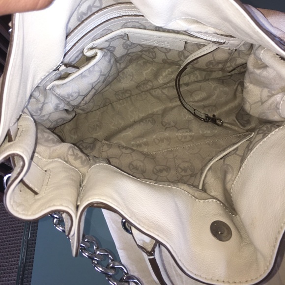 Michael Kors handbag - Picture 6 of 7