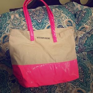 VS beach bag! ☀️