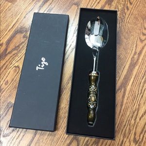 Tizo elegant serving fork