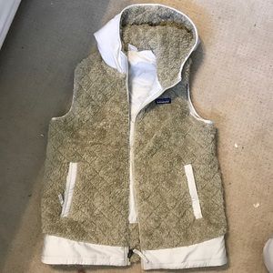 Patagonia reversible vest