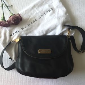 Marc Jacobs Crossbody "New Q Natasha Leather"