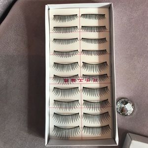 False eyelash set of 10!