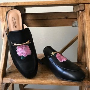 ✨NEW✨ Catherine Malandrino slip-on