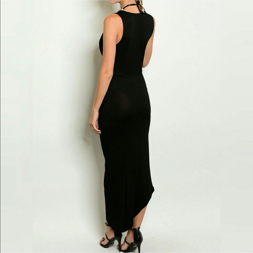 Re-Stocked!!! A symmetrical Bodycon Dress!! - Picture 3 of 7