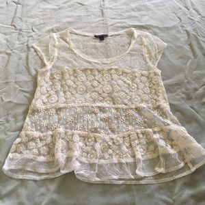 American Eagle white top