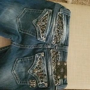 Miss Me women's Capri style jeans bling bling. 30