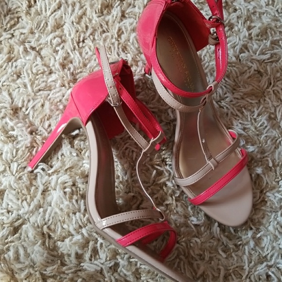 Christian Siriano Coral and Nude Strap Heel - Picture 4 of 4