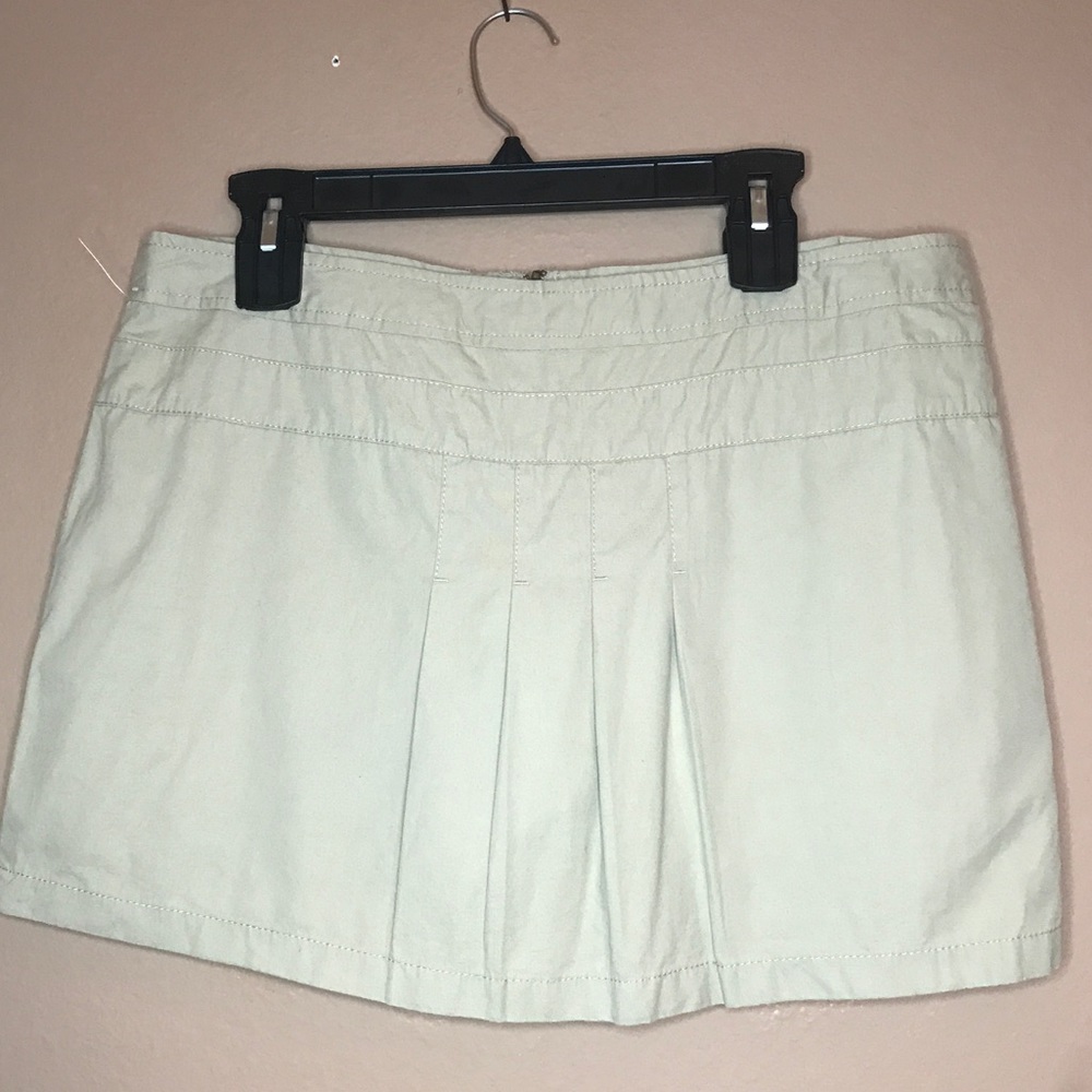 🌺 Khaki Mini Skorts! NWOT!