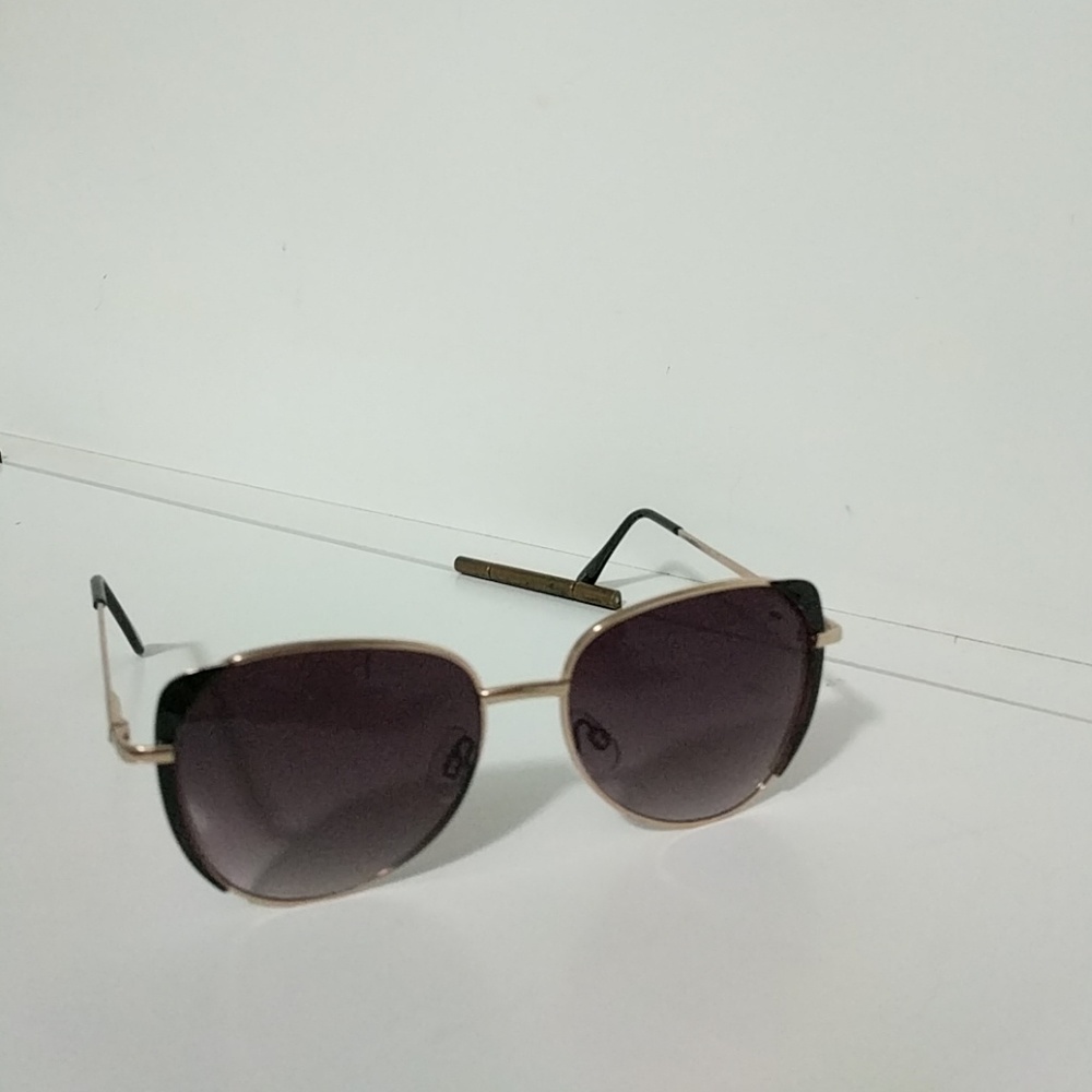 🌟🌟Charming Charlie Sunglasses