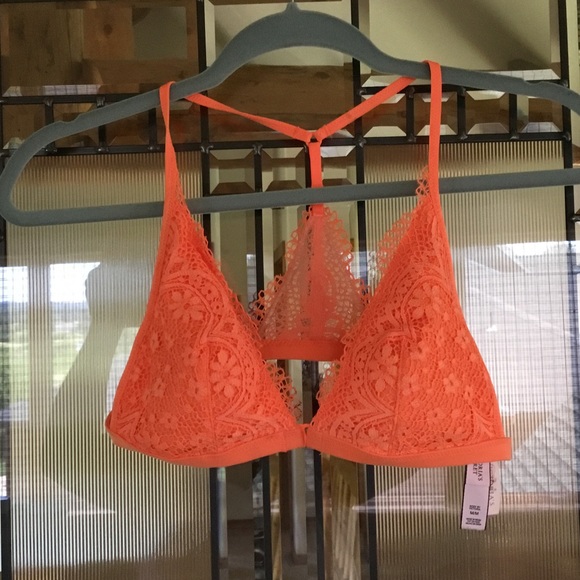 Victoria's Secret Other - NWT PRETTY VICTORIA'S SECRET BRA BRALETTE