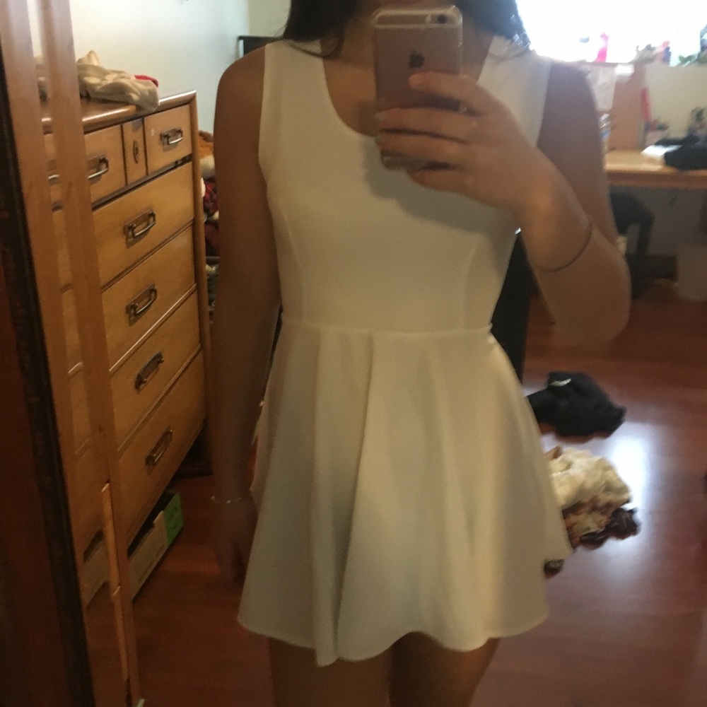PETITE WHITE SKATER DRESS
