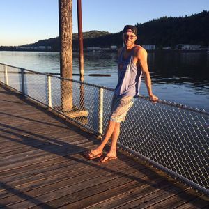 Meet your Posher, Laurance