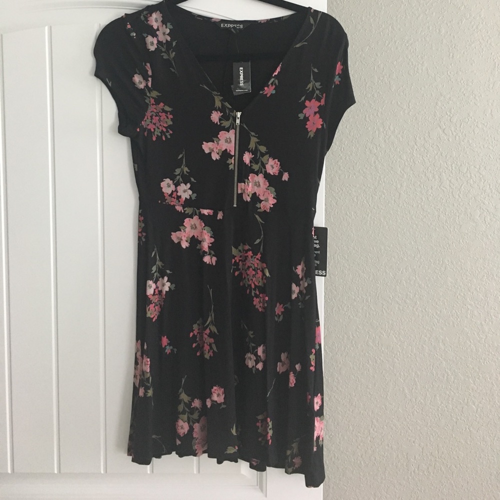 NWT Women's Small Express Dress
