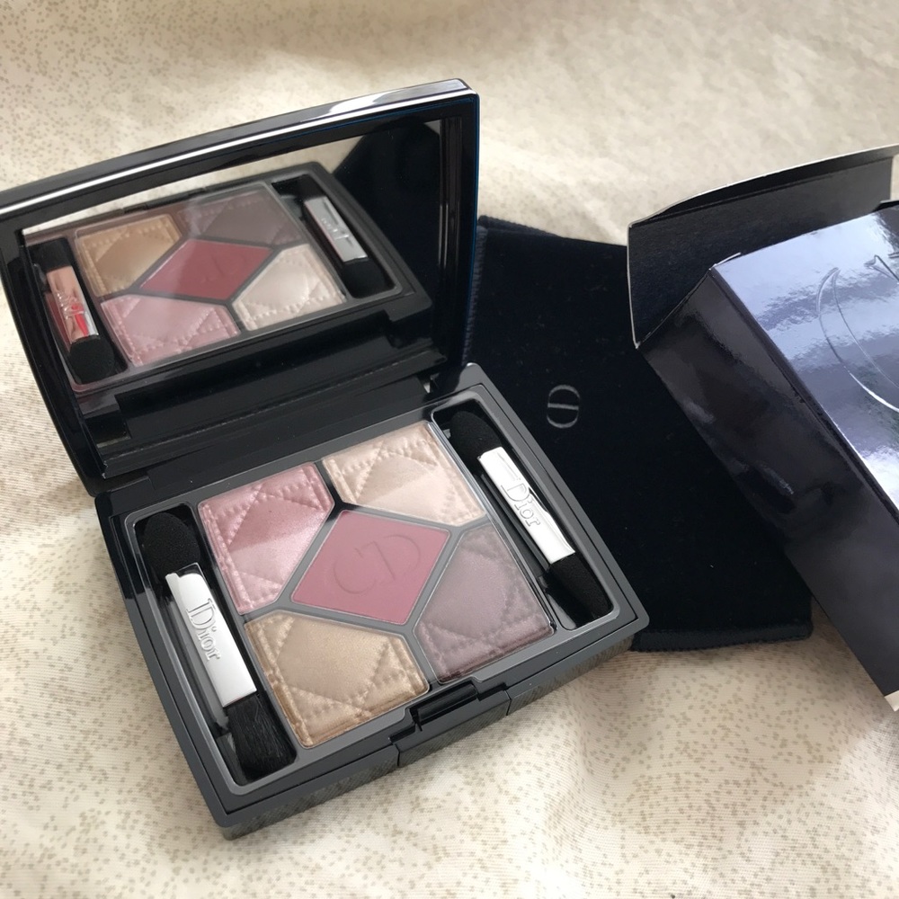NEW! Dior eyeshadow.Shade: 876