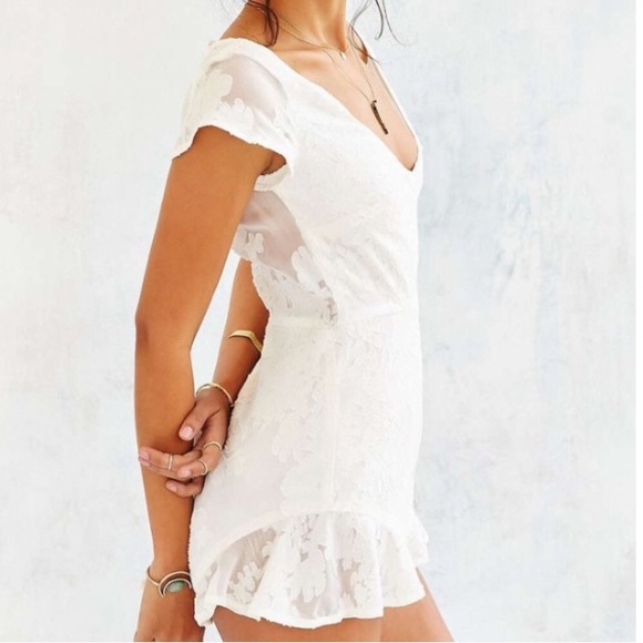 For Love And Lemons Pants - ✨hp✨For love and lemons Pina Colada romper