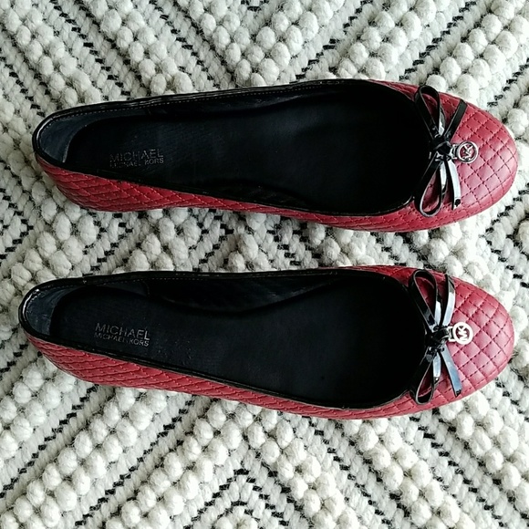 $$$ SOLD  $$$ Michael Kors Melody Ballet Flat 9.5 - Picture 2 of 6
