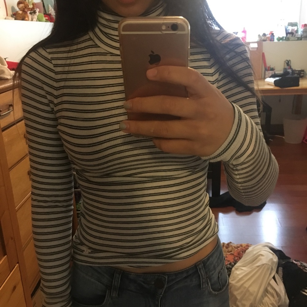 abercrombie & fitch striped turtleneck long sleeve