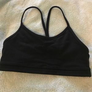 Black lululemon sports bra