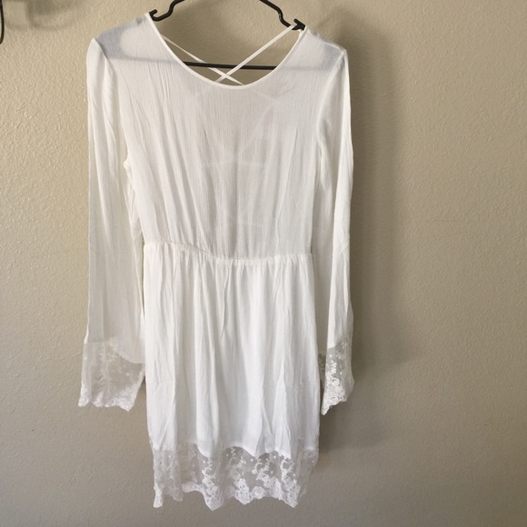 Re-Stocked!! BOHO Lace Trimmed Dress🦋 - Picture 4 of 7