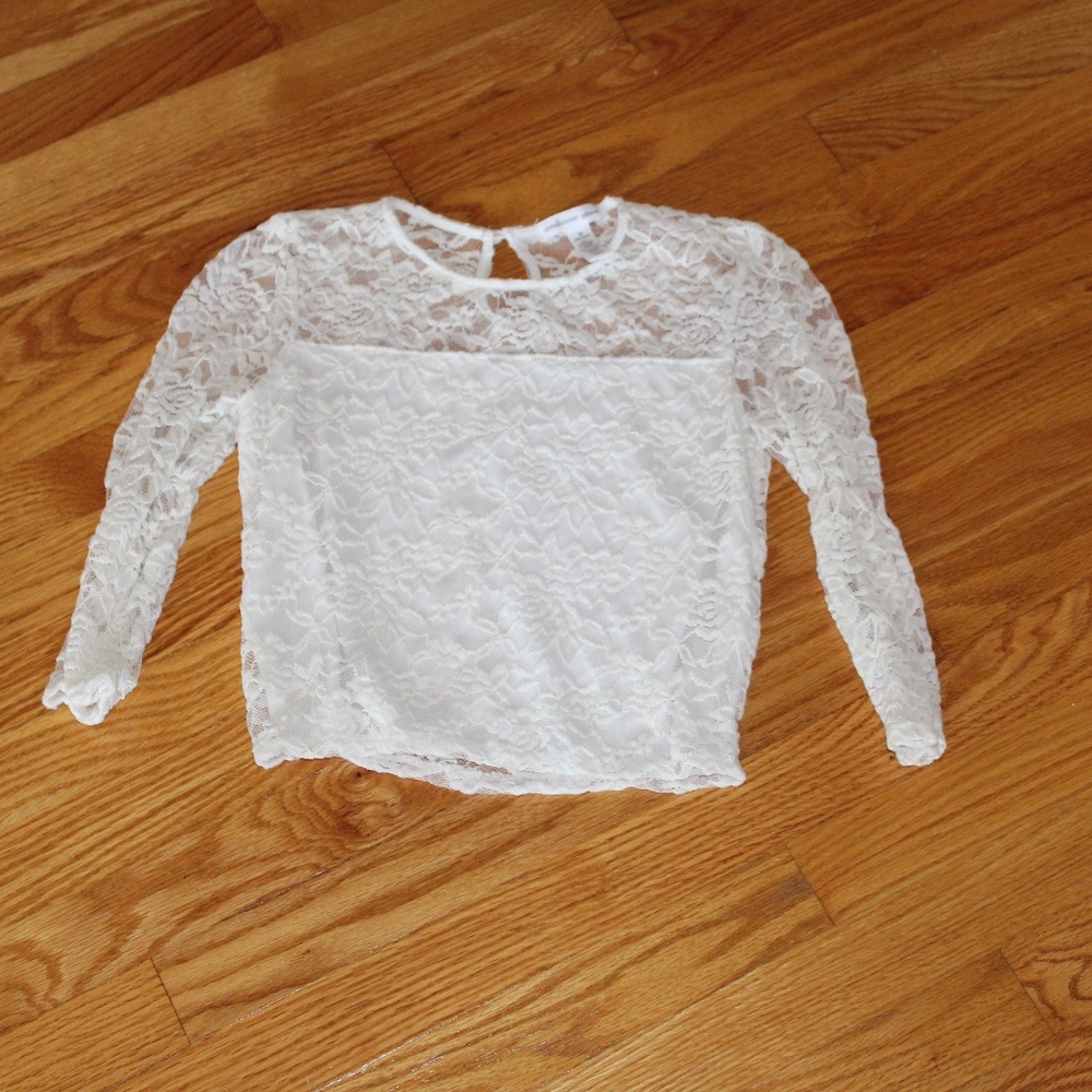 White laced fitted crop top