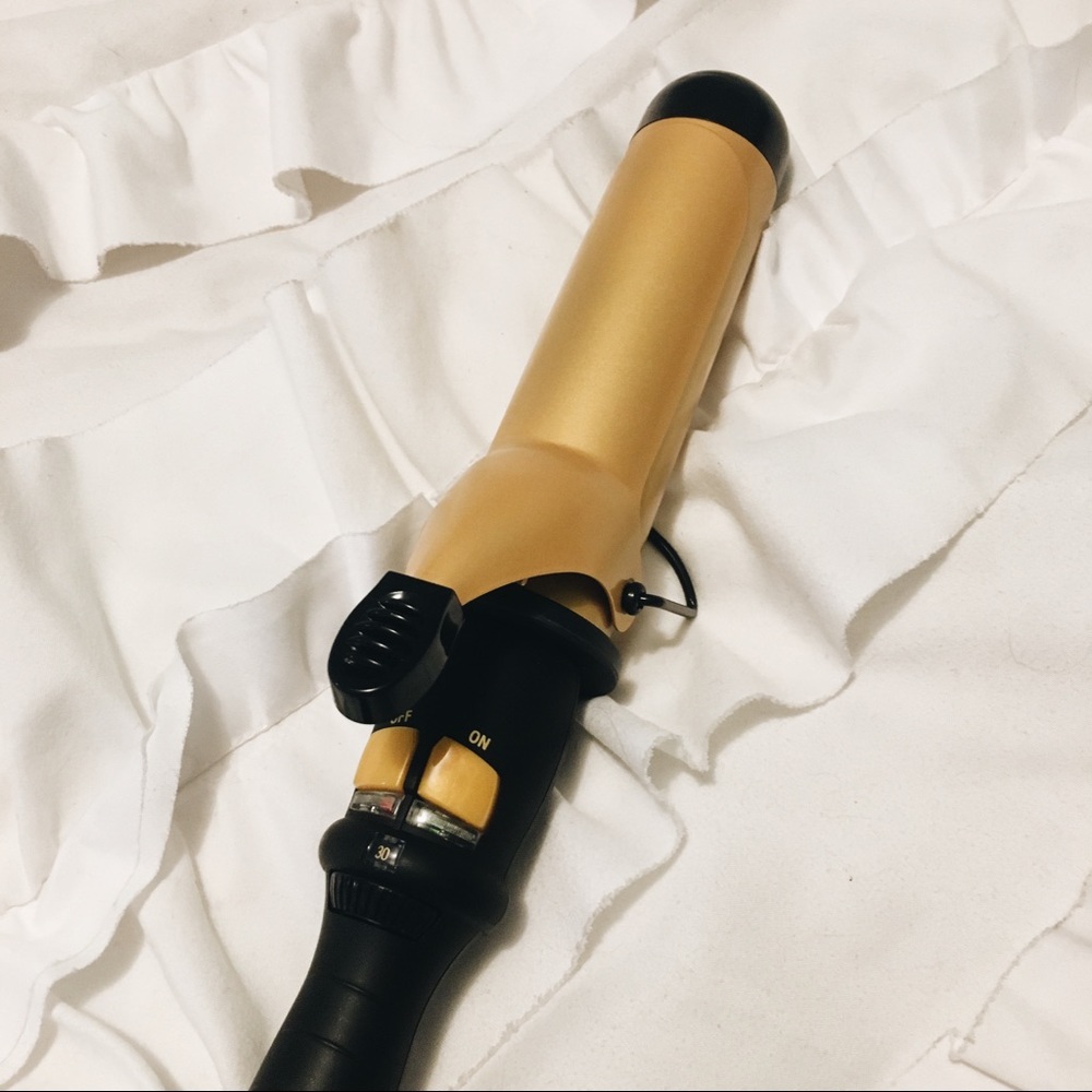 Jilbere de Paris Porcelain 1 1/2 inch Curling Iron