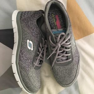Skechers light weight shoes