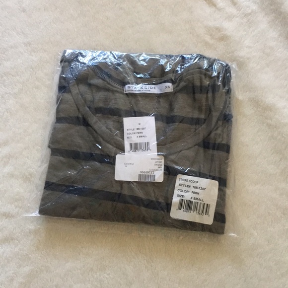 Stateside Scoop Neck Stripped Tee (green) - Picture 3 of 5