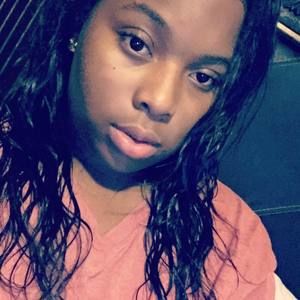 Meet your Posher, Ariel