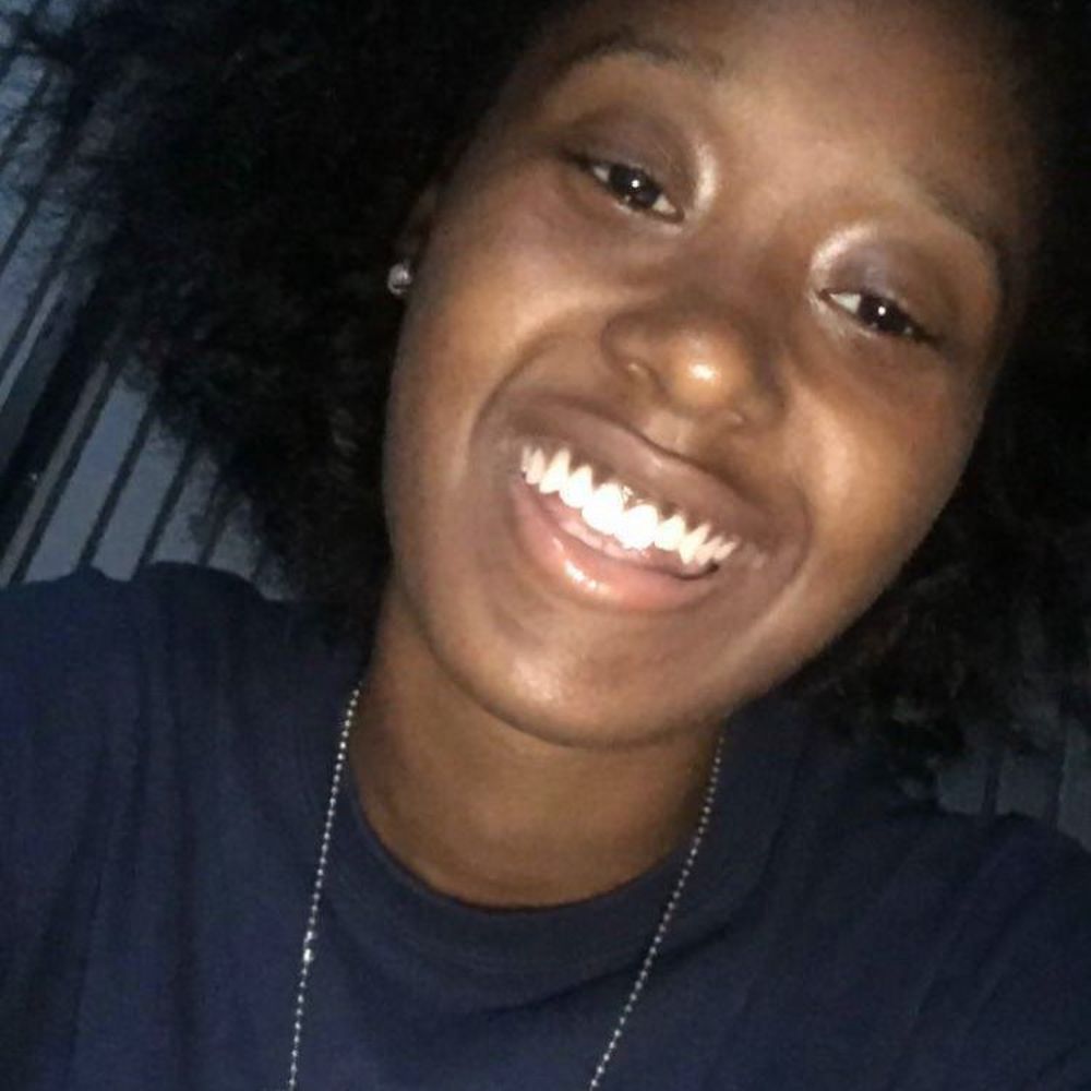 Meet your Posher, Daph