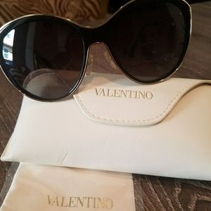 Valentino sunglasses