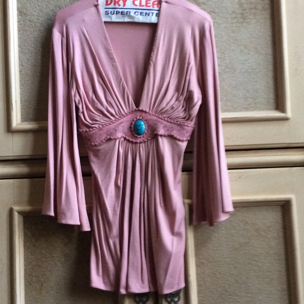 EUC Sky Bell sleeved top- Large