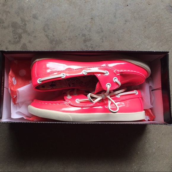 ROCK & CANDY by ZIGI Soho Neon boat shoes - Picture 2 of 5