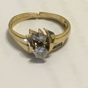 14K ring real diamonds, and some damage see pics