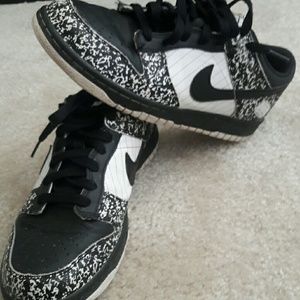 Nike Nike Book Low Tops