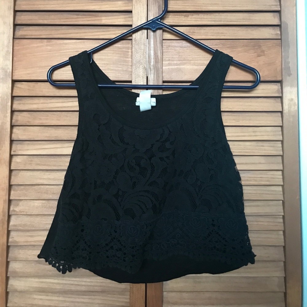 Black Cropped Top