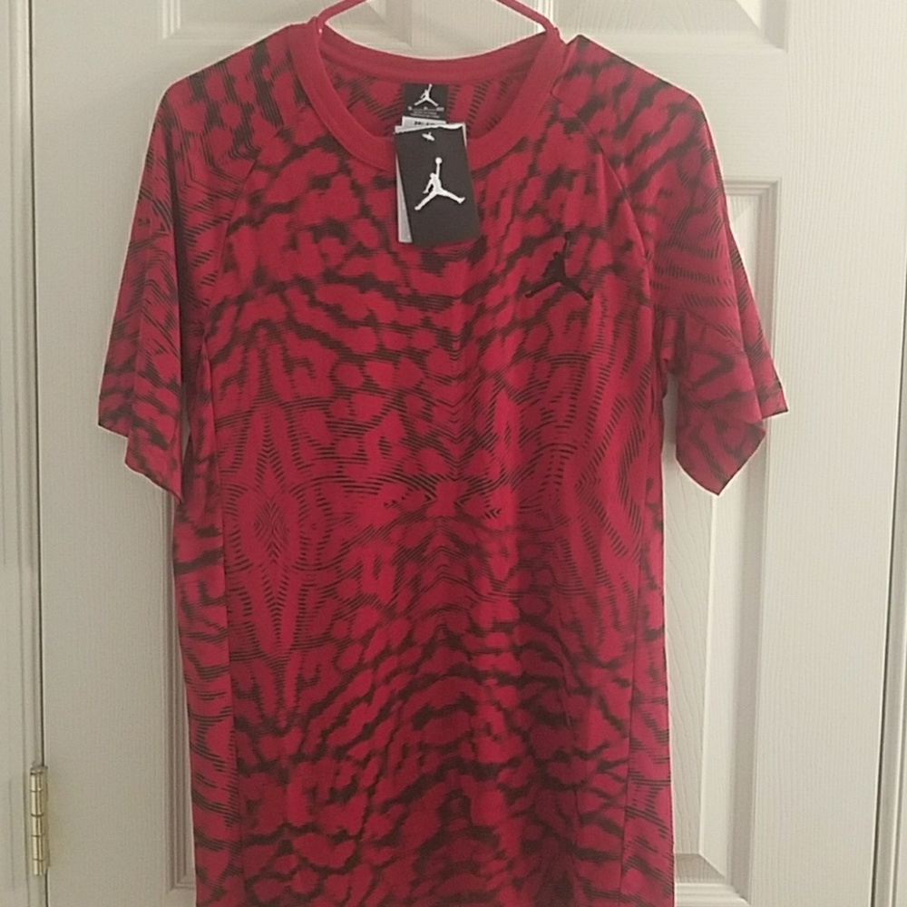Jordan Dri-Fit Shirt.