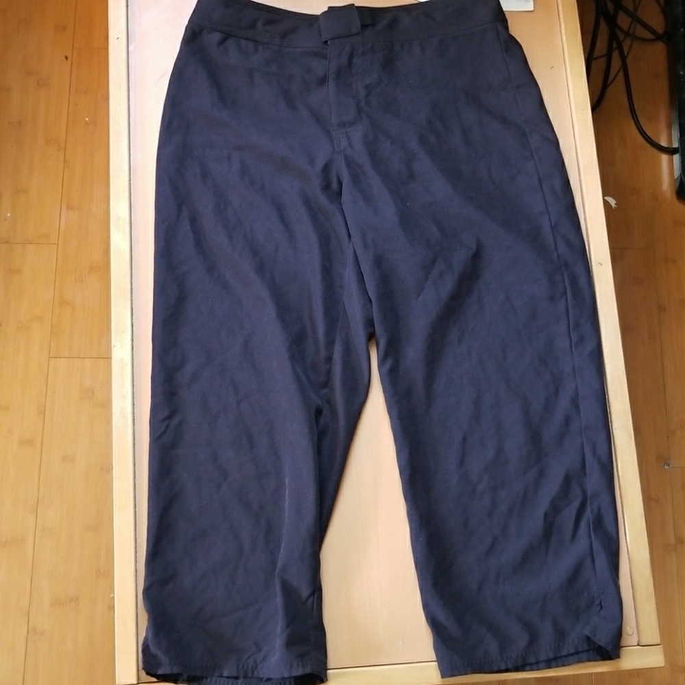 Womens Pataloha capri pants navy blue size 6