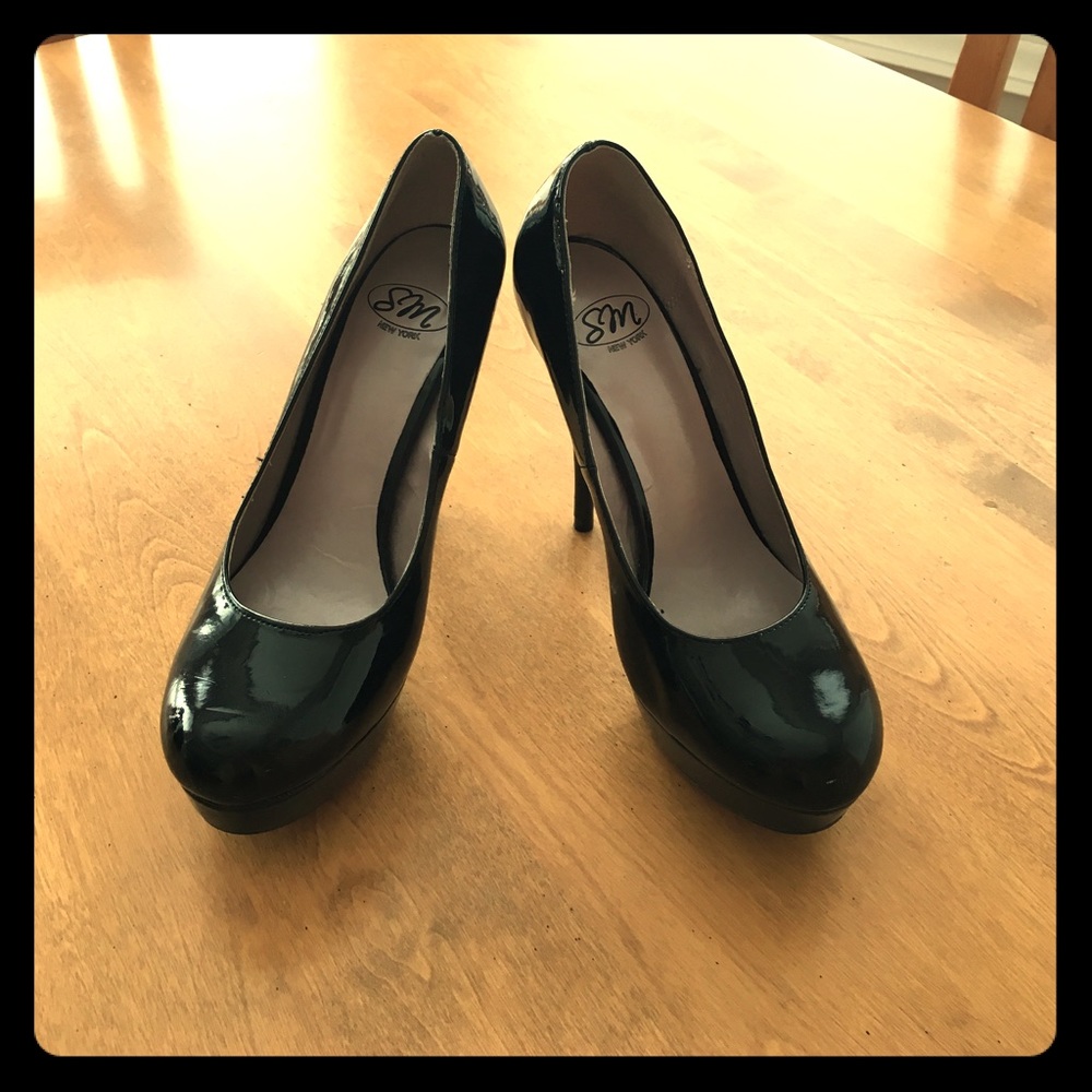 The perfect black pumps!