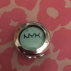 NYX Prismatic Eyeshadow "Mermaid"